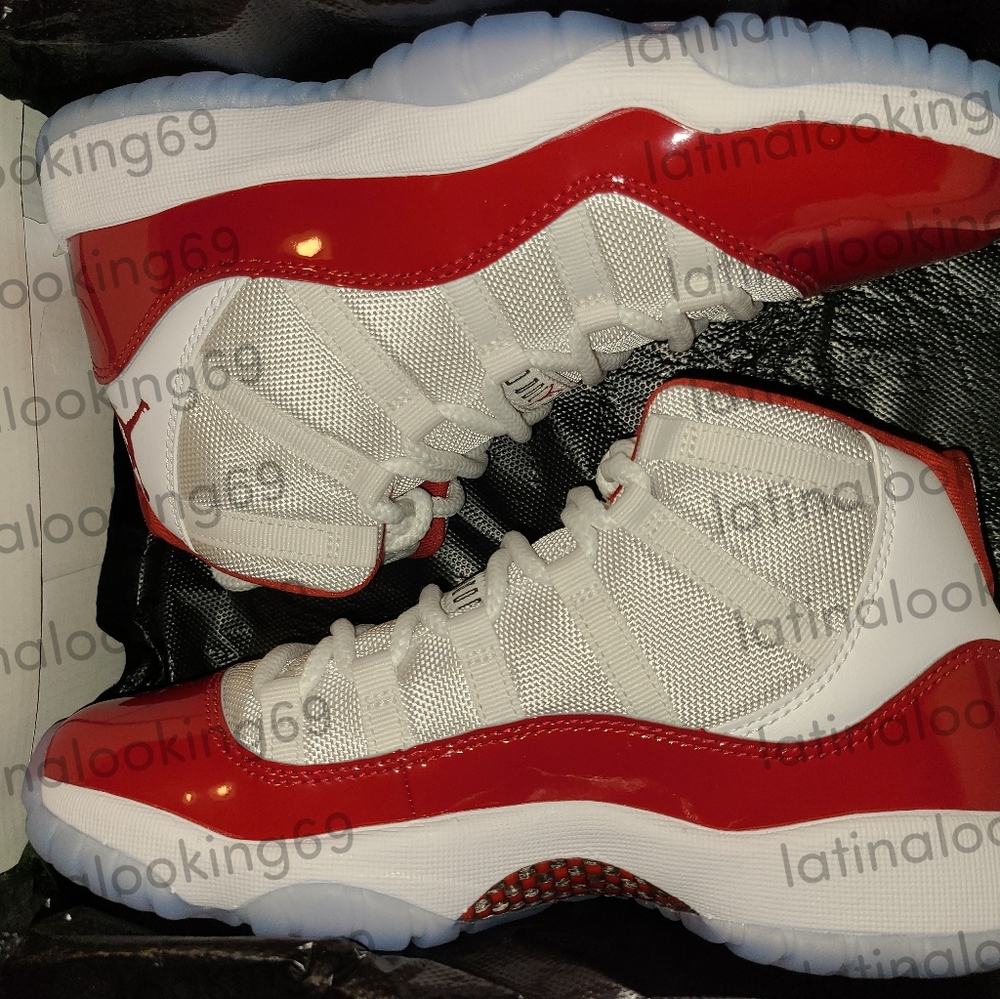 Jordan Retro 11 Cherry